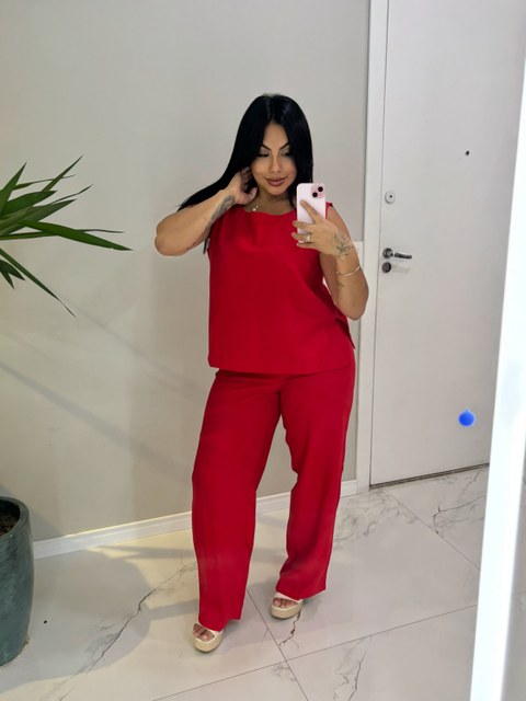 Conjunto Pantalona e Regata