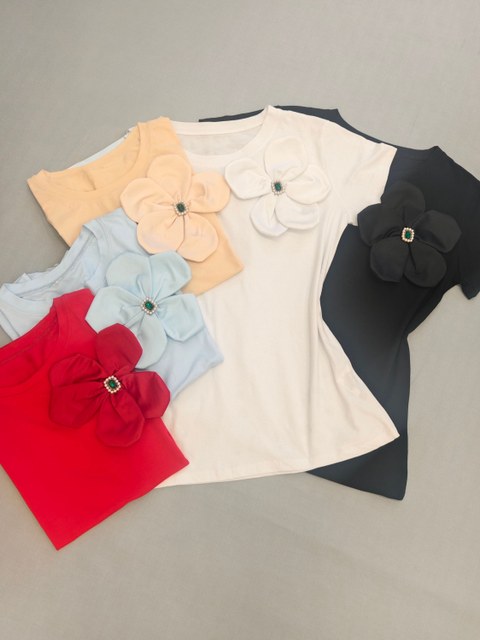 Camiseta com flro importado femininas modas DXY13030-5