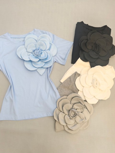Camiseta com flro importado femininas modas LF23376