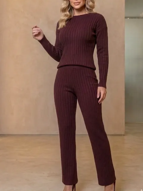 Conjunto tricô modal.