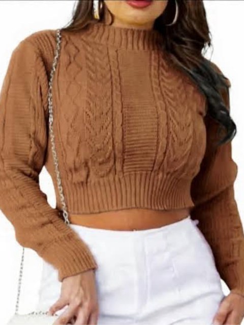 Casaco cropped tricot trançado