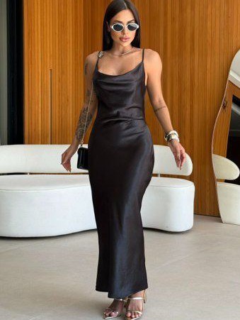 Vestido longo cetim super elegante