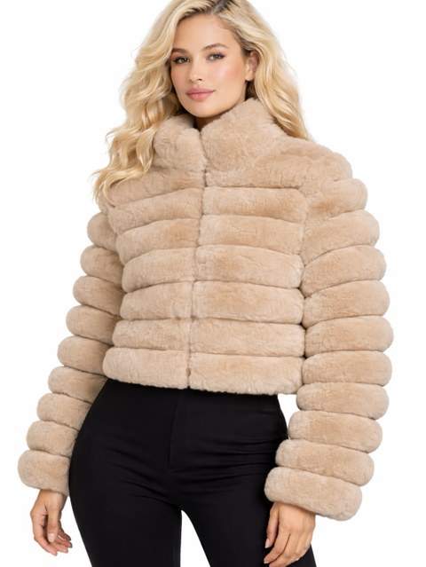 Jaqueta puffer pelúcia