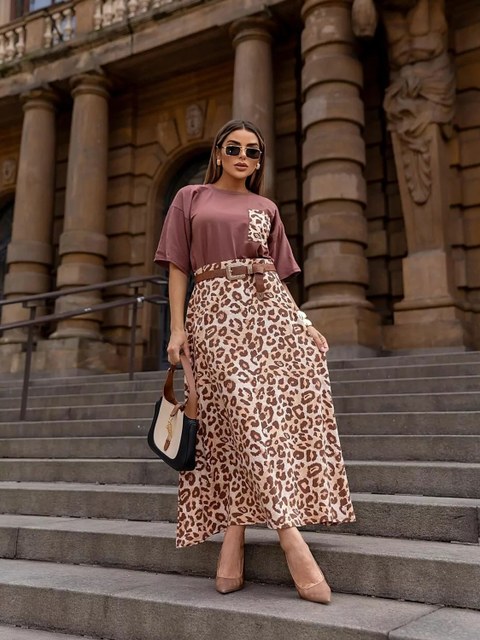 Conjunto Animal print Onça Saia e Blusa