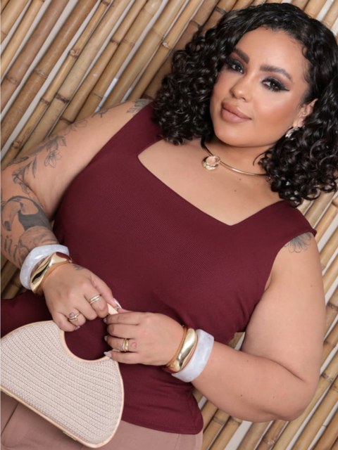 Regata decote quadrado Plus Size