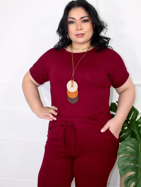 Conjunto plus calça capri e blusa manguinha