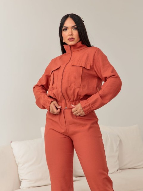 Conjunto de Calça e Jaqueta Bomber