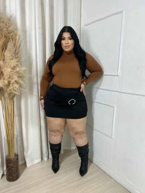 Shorts saia fivela orgânica plus size MS