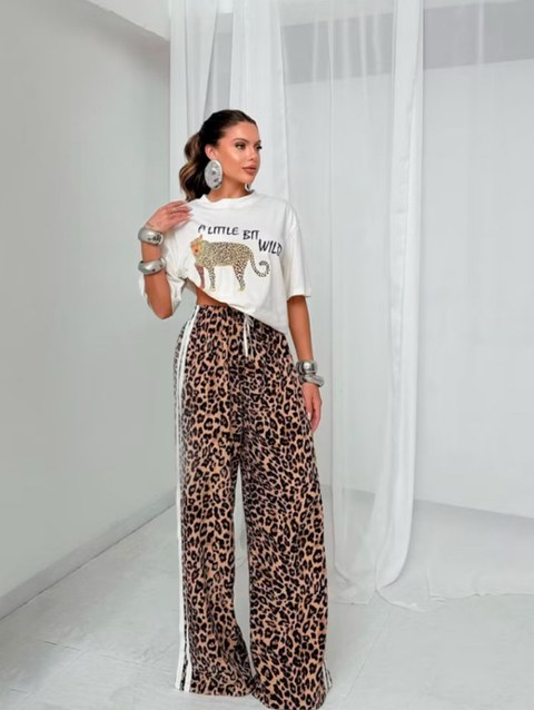 Calça pantalona onça