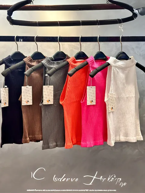 Regatinha de Gola Alta