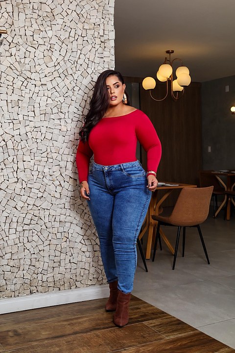 Skinny Plus Size