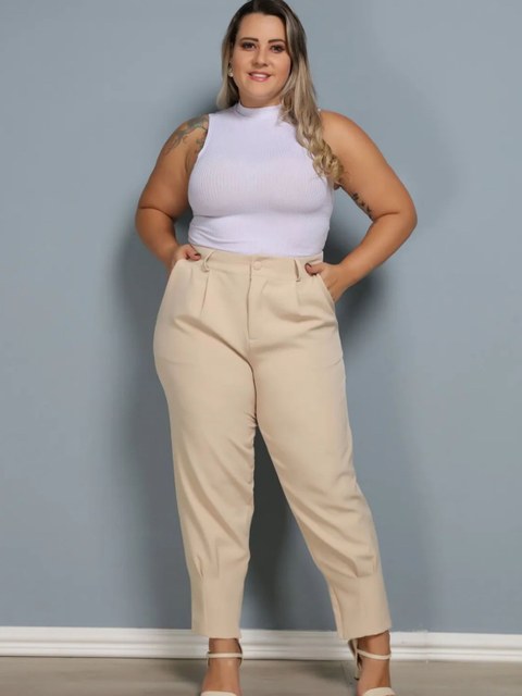 calca cenoura plus size