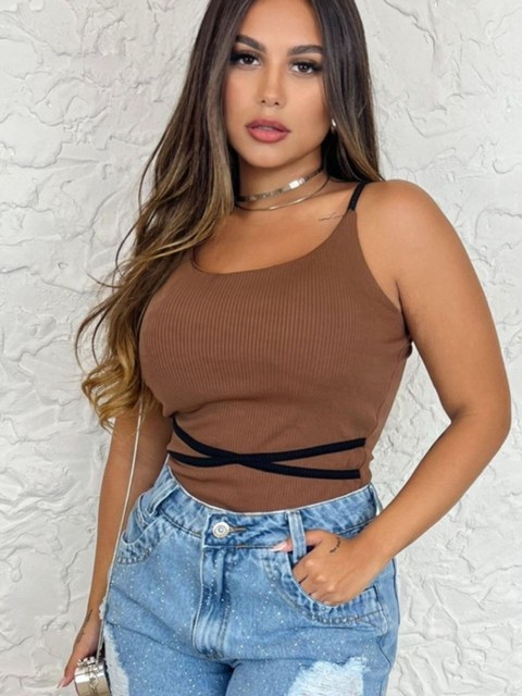 Body Canelado 3D "X" Tecido Anarruga Com Bojo Alça Fina