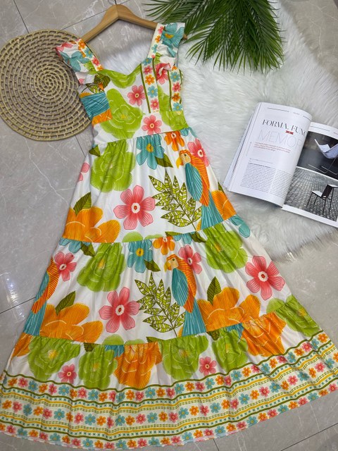 Vestido longo com forro com bojo crepinho