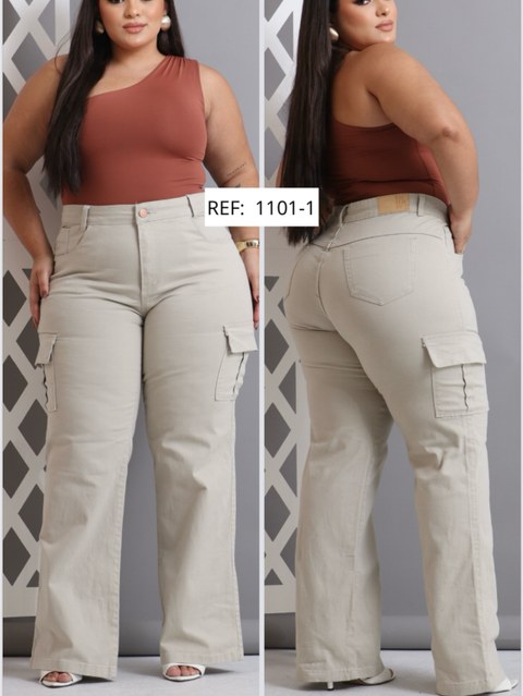 Calça cargo com lycra cor bege areia plus size