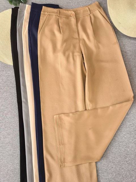 Calça pantalona feminina de alfaiataria