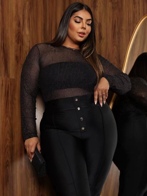 Blusa de Tule Plus Size