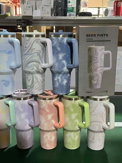 Garrafa Térmica Copo  AçoInox 1200 Ml nuvens