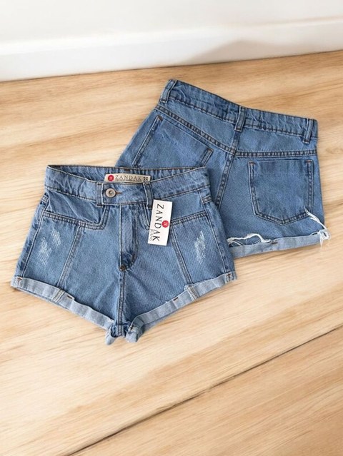 Short jeans Clara Barra dobrado