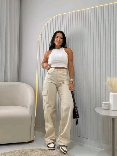 Calça cargo bege sem elastano