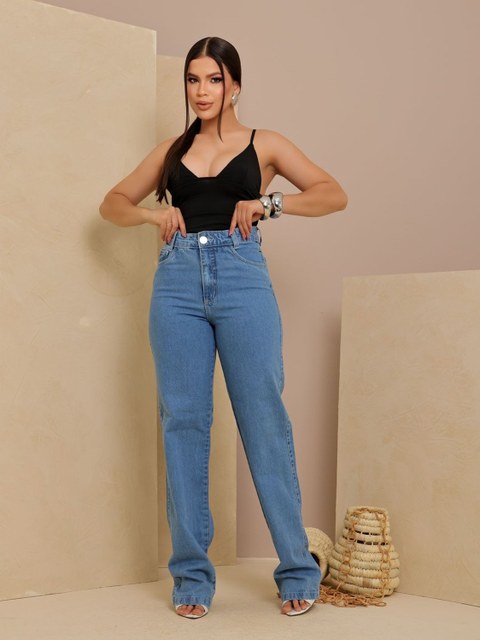 Calça wide leg jeans bolso na frente cintura alta