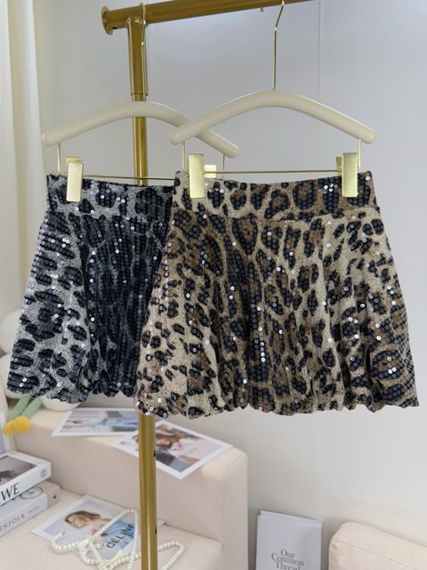 Fancy kids saia godê onça paetê