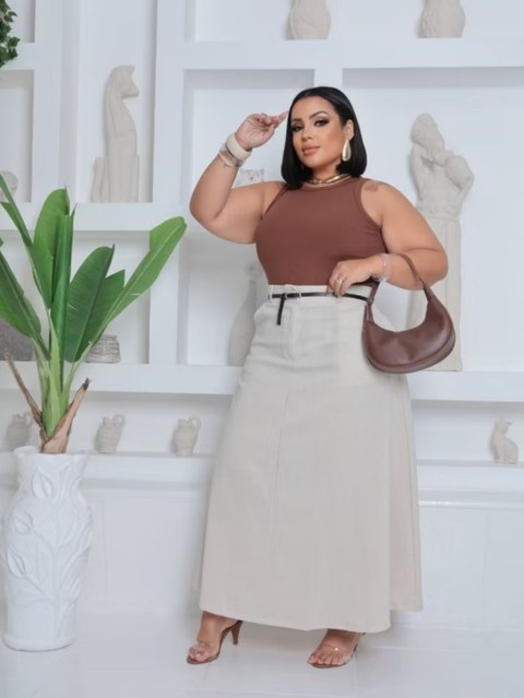 Saia Midi femina de linho com cinto