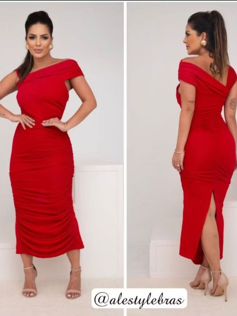 vestido midi franzido nas costas