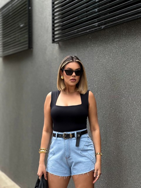 Short jeans feminino