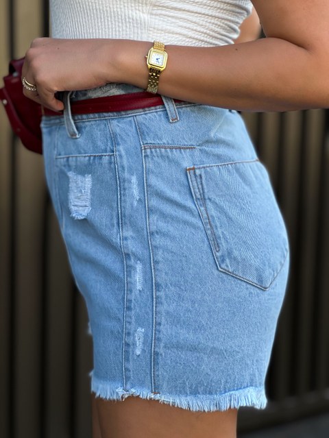 Short jeans feminino barra desfiada