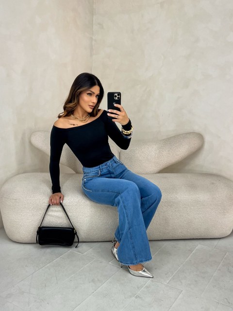 Calça wide Leg com aplicação cintura alta