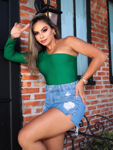 Body Mula Manca Manga Longa