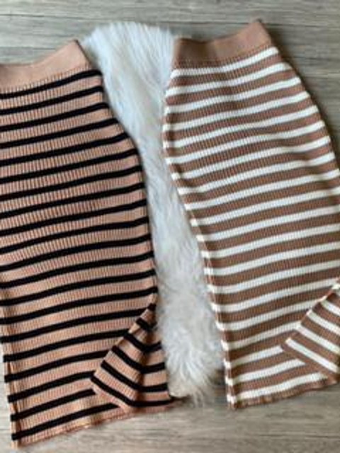 Saia Midi Canelada Modal Elegante com Fenda Lateral