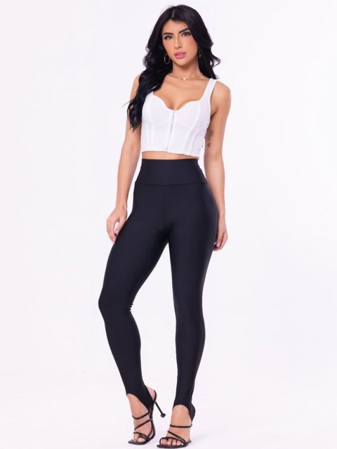 Calça legging com pezinho