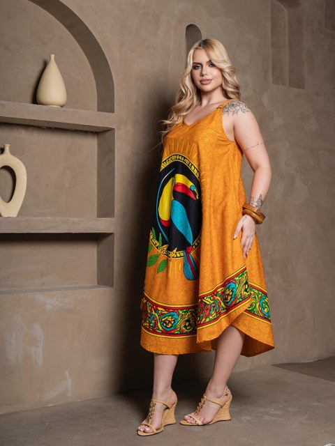 Vestido Feminino Longuete Com Bolsos Laterais Trapézio