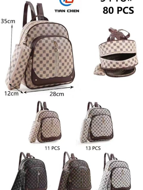 Mochila com estojo