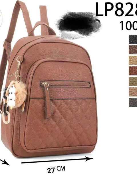 Mochila com chaveiro