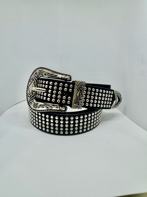 Cinto country com rebite