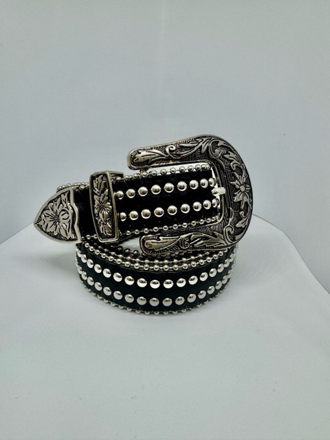 Cinto country ,com rebite