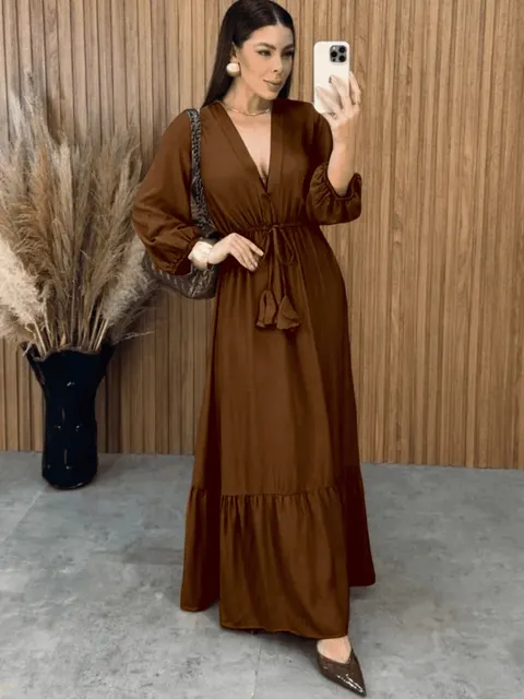 Vestido Longo Decote V Soltinho de regular cintura