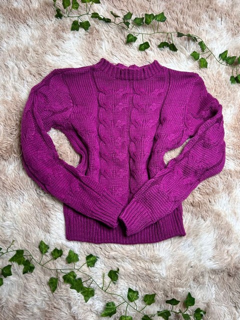 Blusa Feminina de Tricô com Trança