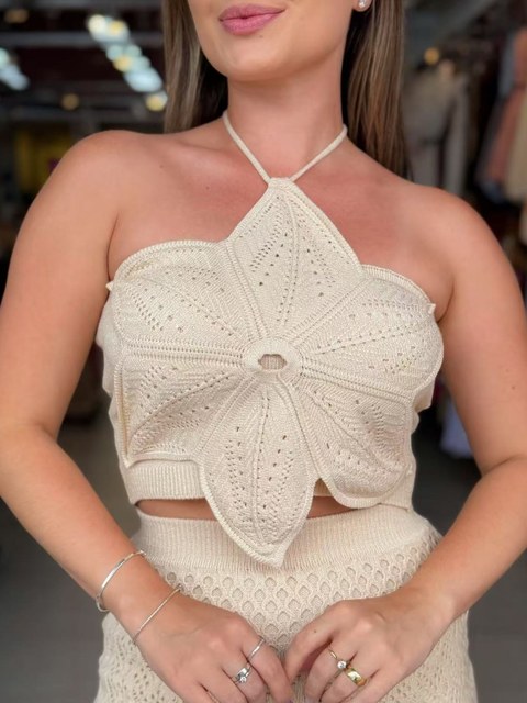 Top Cropped de Tricô modal em Crochê Flor