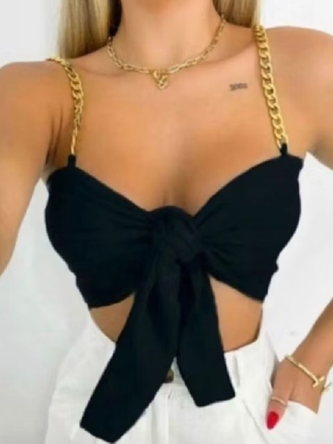 Cropped com bojo laço no peito com corrente
