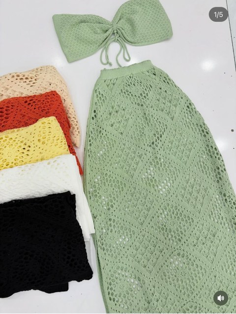 Conjunto top com saia