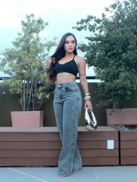 Calça Wide Leg Graffiti