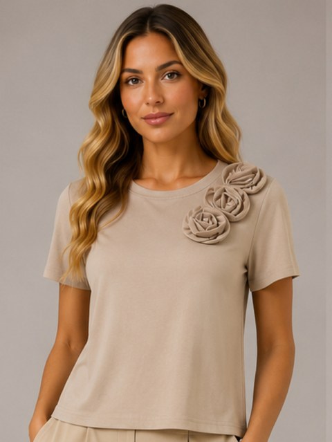 T-Shirt Floral Bordada Premium Feminina #245