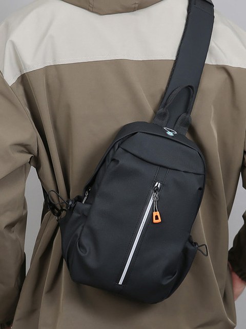 Bolsa transversal masculina