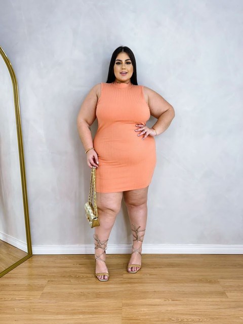 VESTIDO CANELADO PREMIUM ANGELA PLUS SIZE