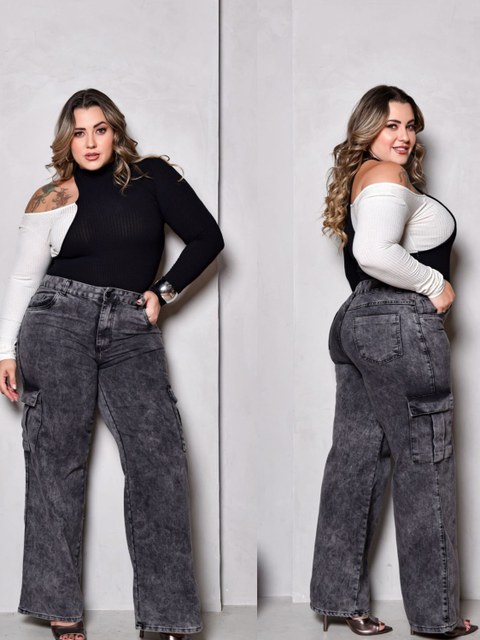 Calça Jeans Plus Size Wide Leg Cargo