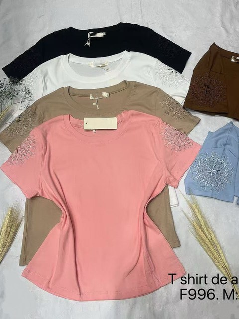 Blusa T-shirts de algodão malha com bordado importado 996